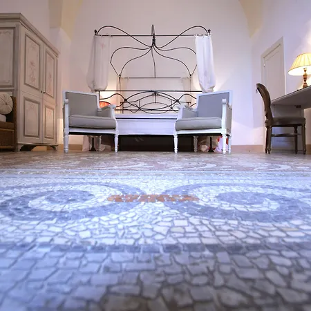 Hotel Palazzo Mosco - Dimora Storica 4*