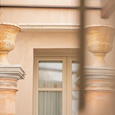 Palazzo Mosco - Dimora Storica 4* غالّيبولي