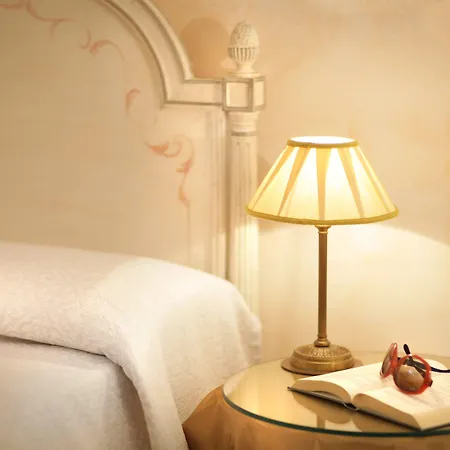 Palazzo Mosco - Dimora Storica מלון 4*