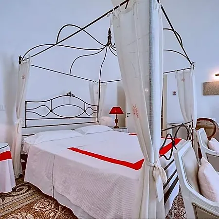 Palazzo Mosco - Dimora Storica 4*